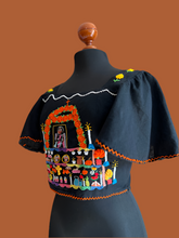 Cargar imagen en el visor de la galería, Blusa personalizada "Mi altar" para año 2026