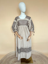 Cargar imagen en el visor de la galería, VESTIDO ERANDINI
