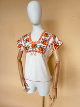 Cargar imagen en el visor de la galería, Huanengo Clarita
