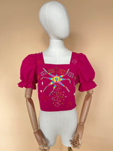 Cargar imagen en el visor de la galería, Top PIÑATA
