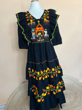 Cargar imagen en el visor de la galería, Maxivestido CEMPASÚCHIL
