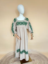 Cargar imagen en el visor de la galería, VESTIDO ERANDINI
