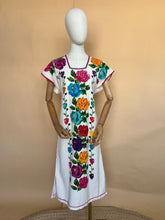 Cargar imagen en el visor de la galería, Vestido Obdulia
