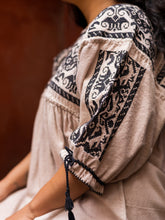 Cargar imagen en el visor de la galería, Vestido ERANDINI
