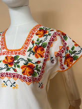 Cargar imagen en el visor de la galería, Huanengo Clarita
