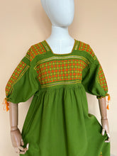 Cargar imagen en el visor de la galería, VESTIDO ERANDINI
