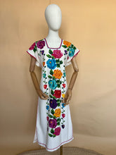 Cargar imagen en el visor de la galería, Vestido Obdulia
