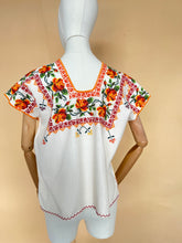 Cargar imagen en el visor de la galería, Huanengo Clarita
