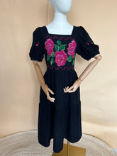 Cargar imagen en el visor de la galería, Midi vestido OBDULIA

