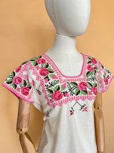 Cargar imagen en el visor de la galería, Huanengo Leticia
